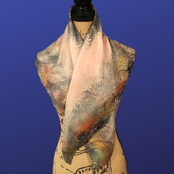 Unbranded Accessories - UNBRANDED Square COAT SCARF, Silky Lightweight, PALE PINK/GRAY “SWIRL” Print,EUC